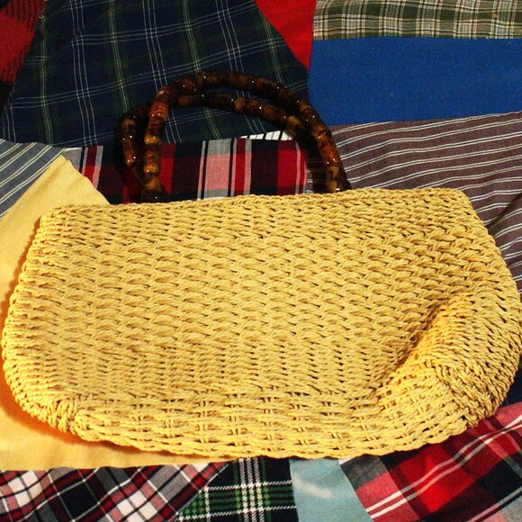 TORTOISE SHELL BEAD HANDLE STRAW BAG - Picture 1 of 2